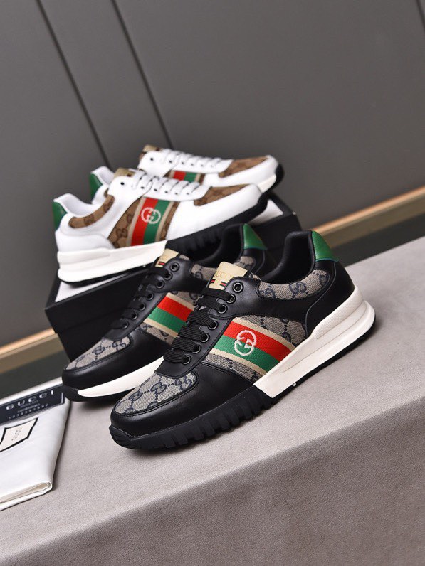 Gucci Sneakers